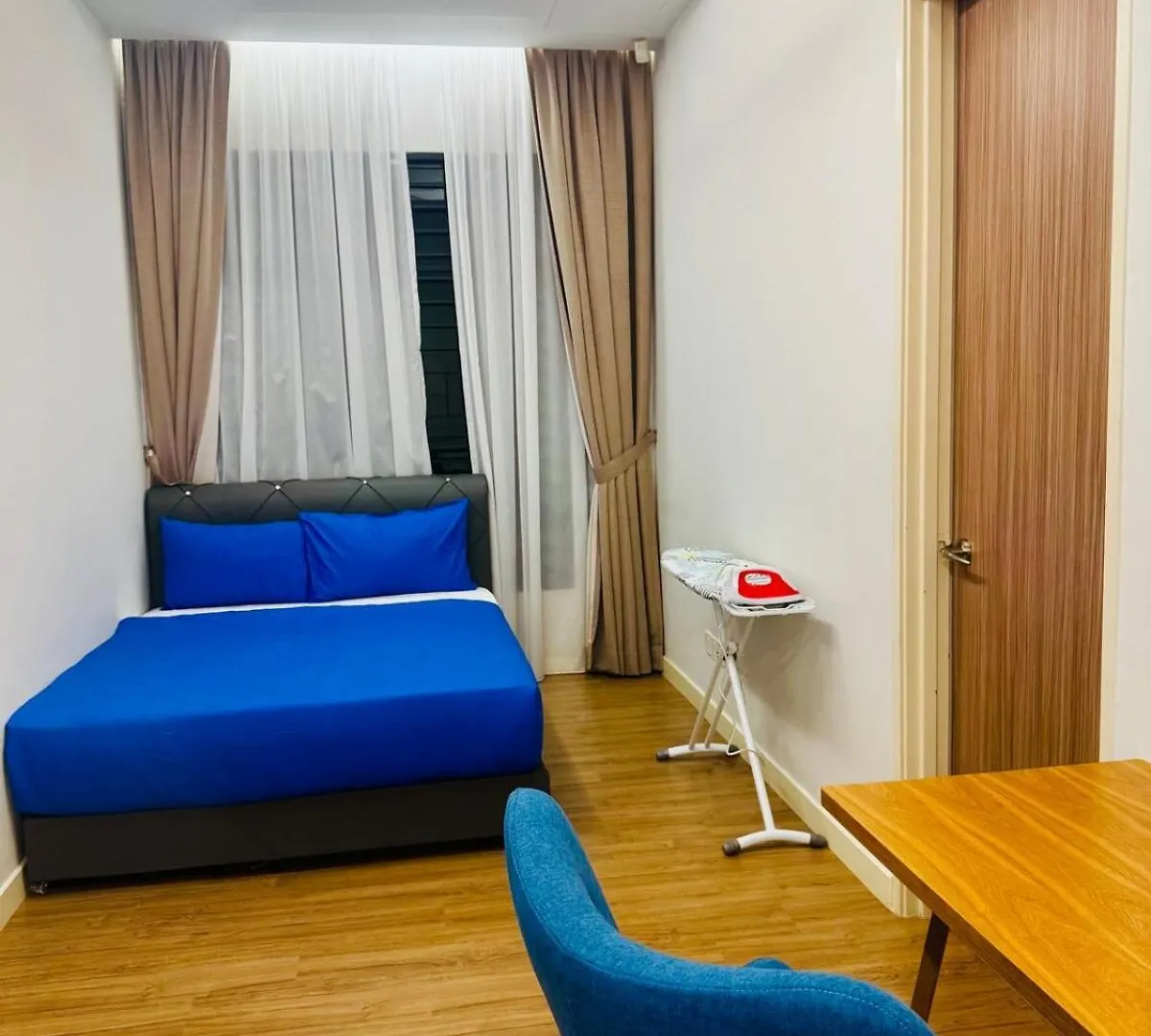 Elegant20Paxvilla Perfect Location Nearbeachmarket Batu Ferringhi Villa